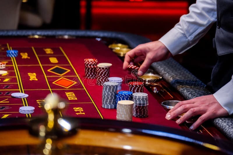 yomaslot Live Casino Myanmar Real Dealer Baccarat Roulette MMK ကျပ်ငွေ ကစားနိုင်